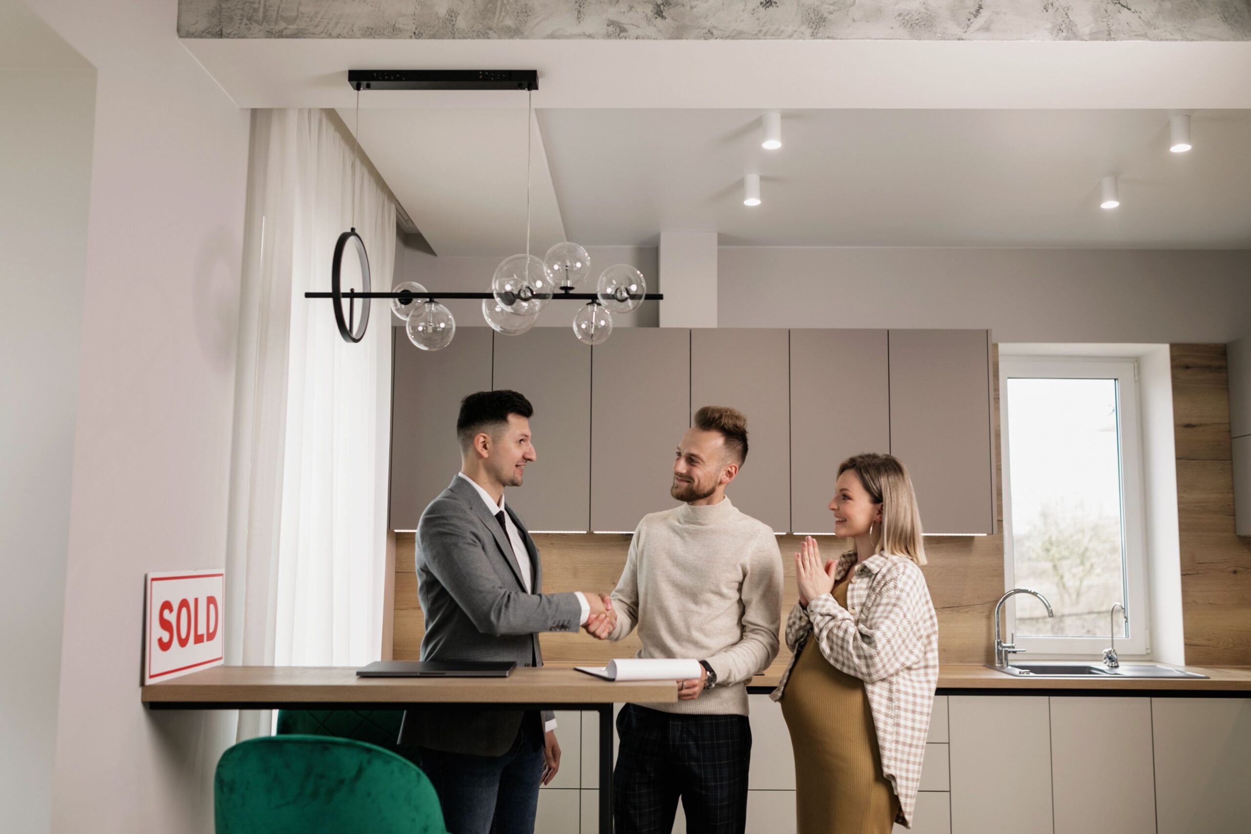 What Happens When You Inherit a House? Why Storage Can Help During the Process
