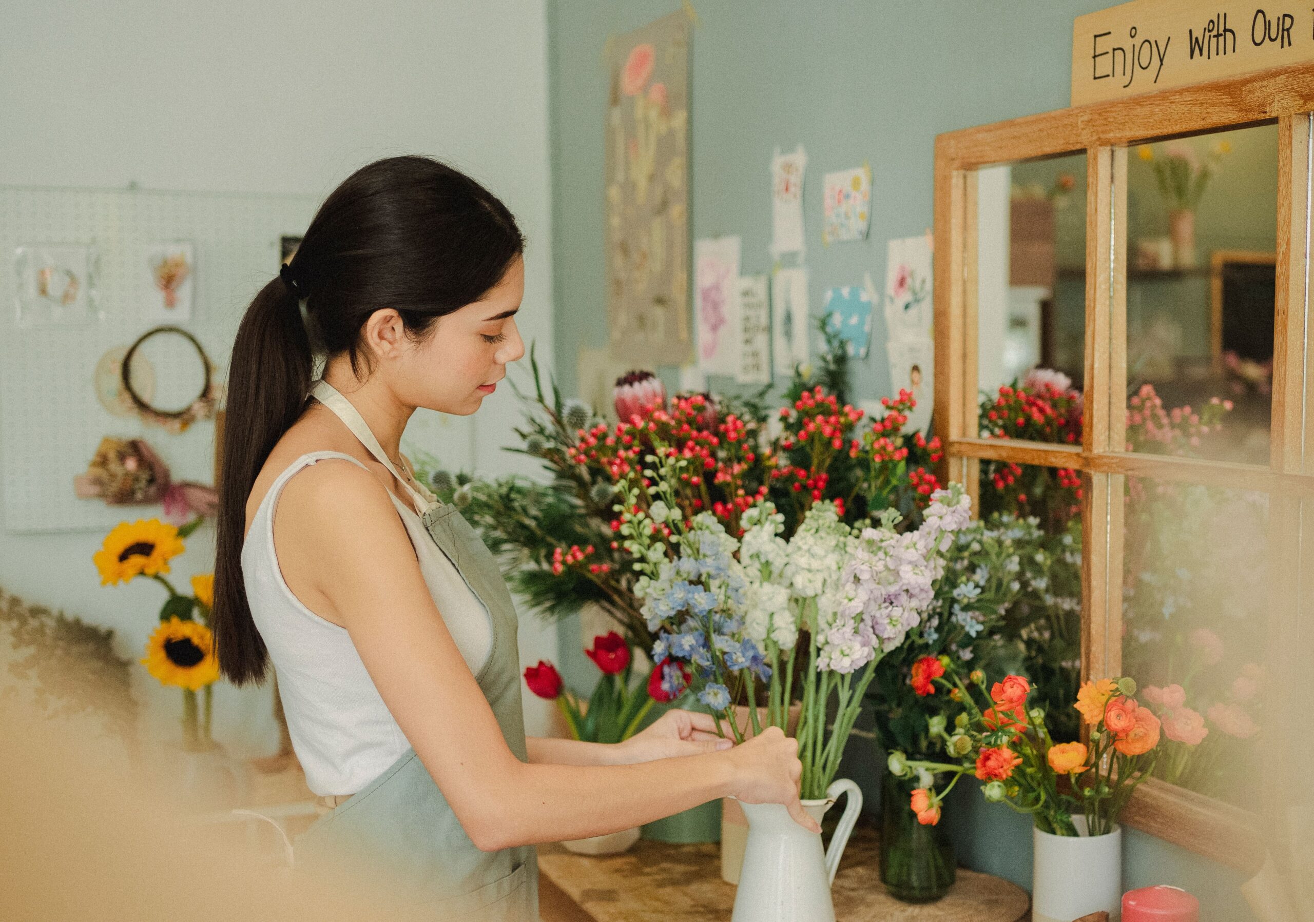 How Seasonal Business Owners Use Storage to Stay Organized Year-Round